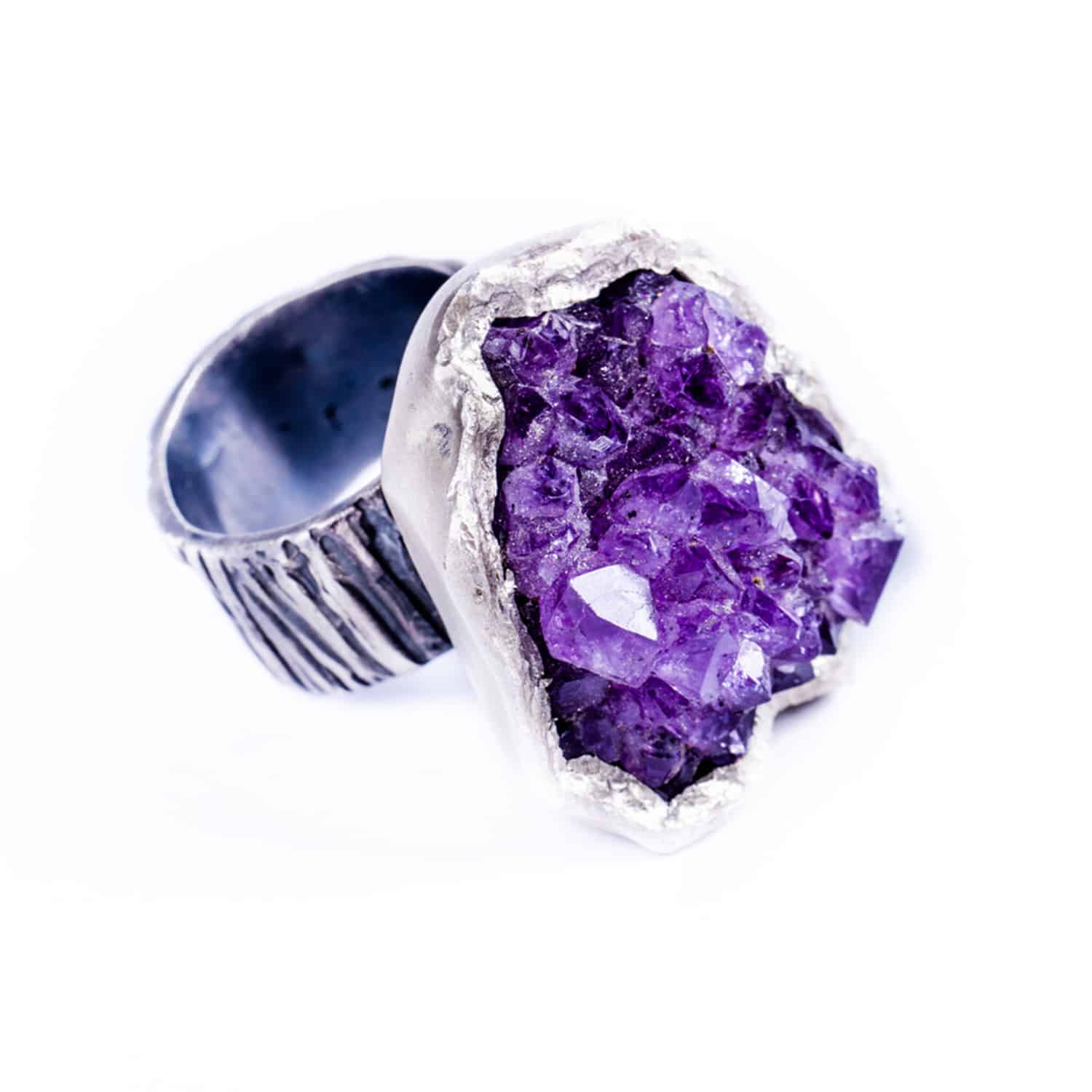 Anillo Ikeya Amatista