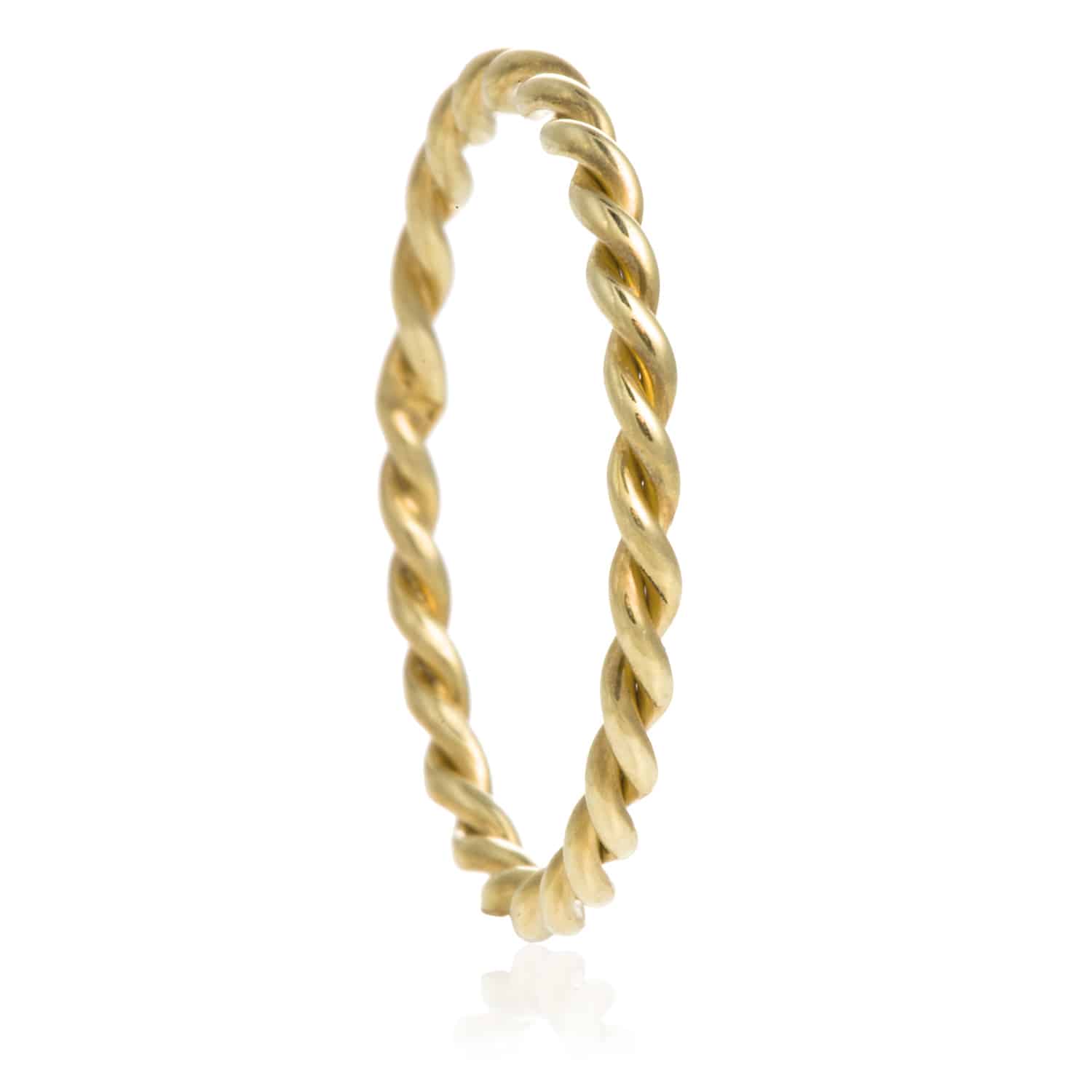 Anillo Twisted S