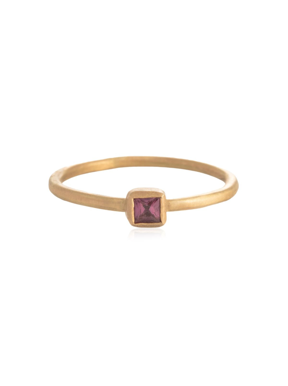 Anillo Turmalina Rosa Cuadrada Chatón Oro