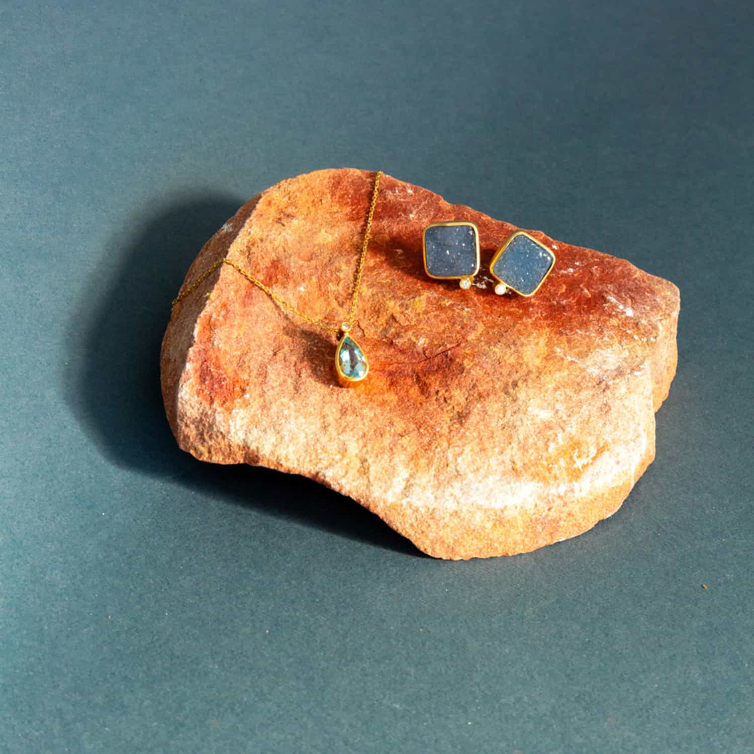 Pendientes Onix Drusa