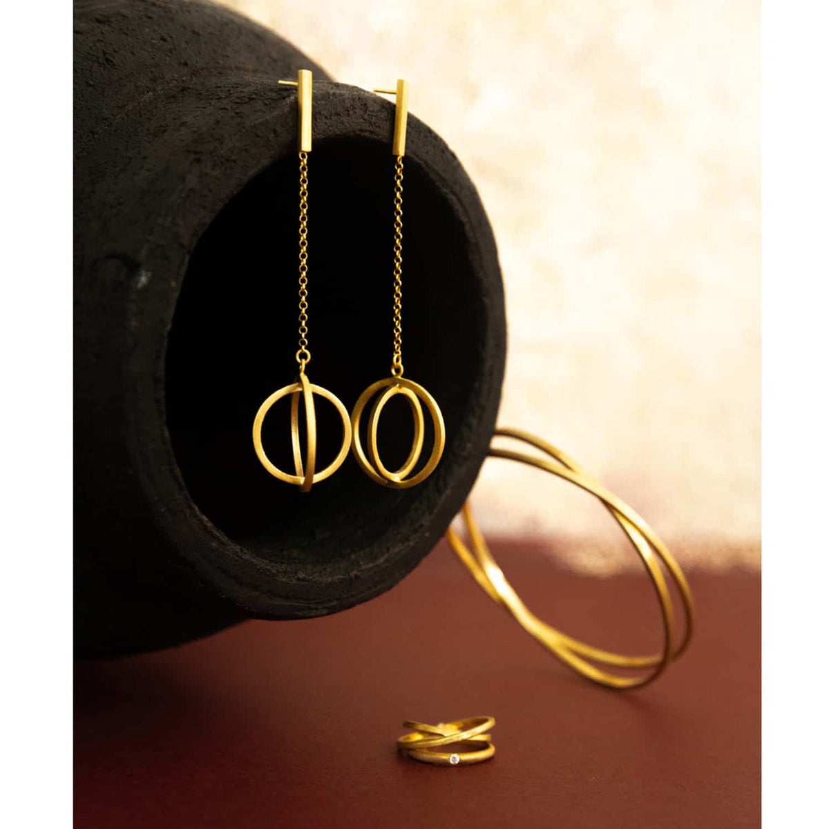 Brazalete Minimal Cruzado