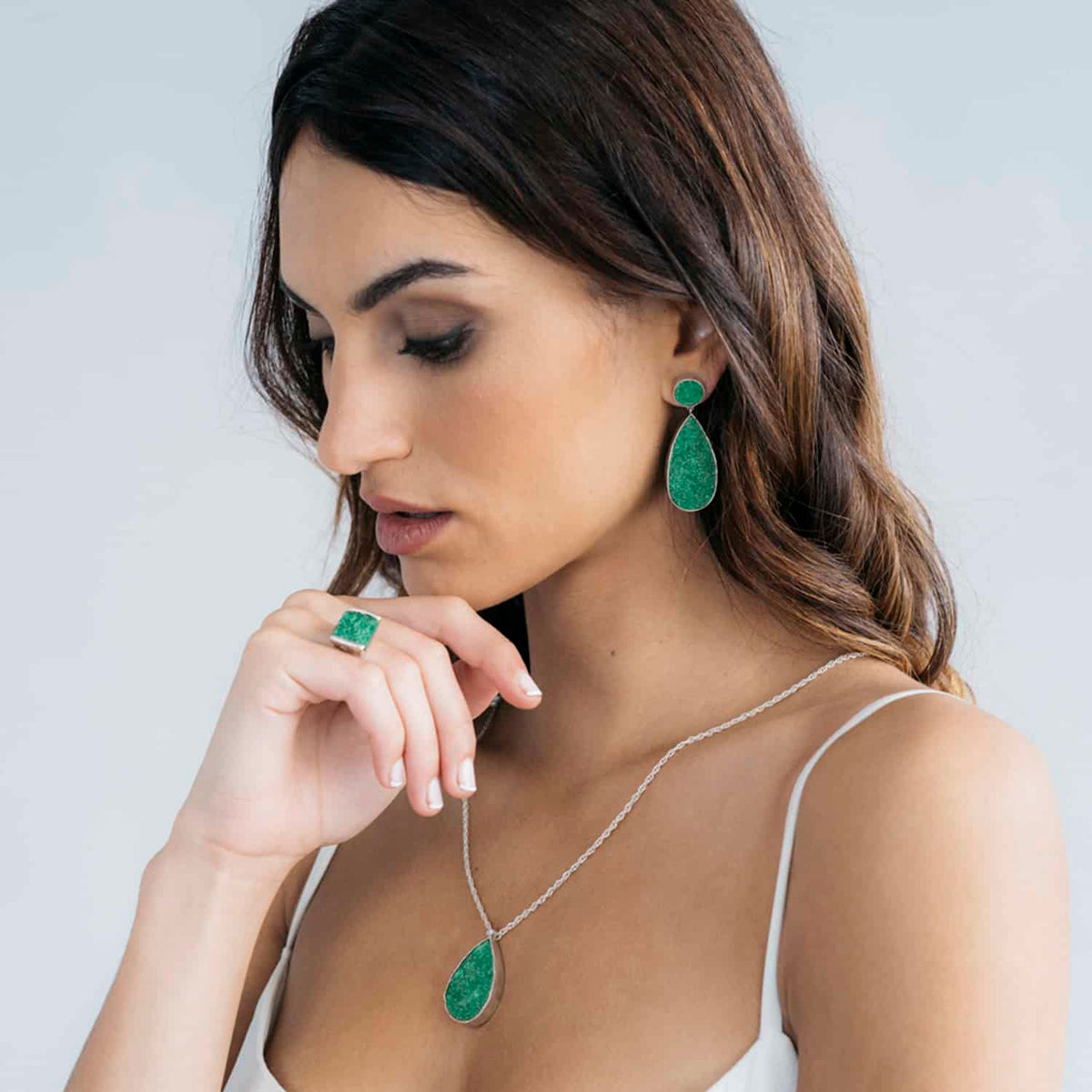 Pendientes Gota Grandes Uvarovita
