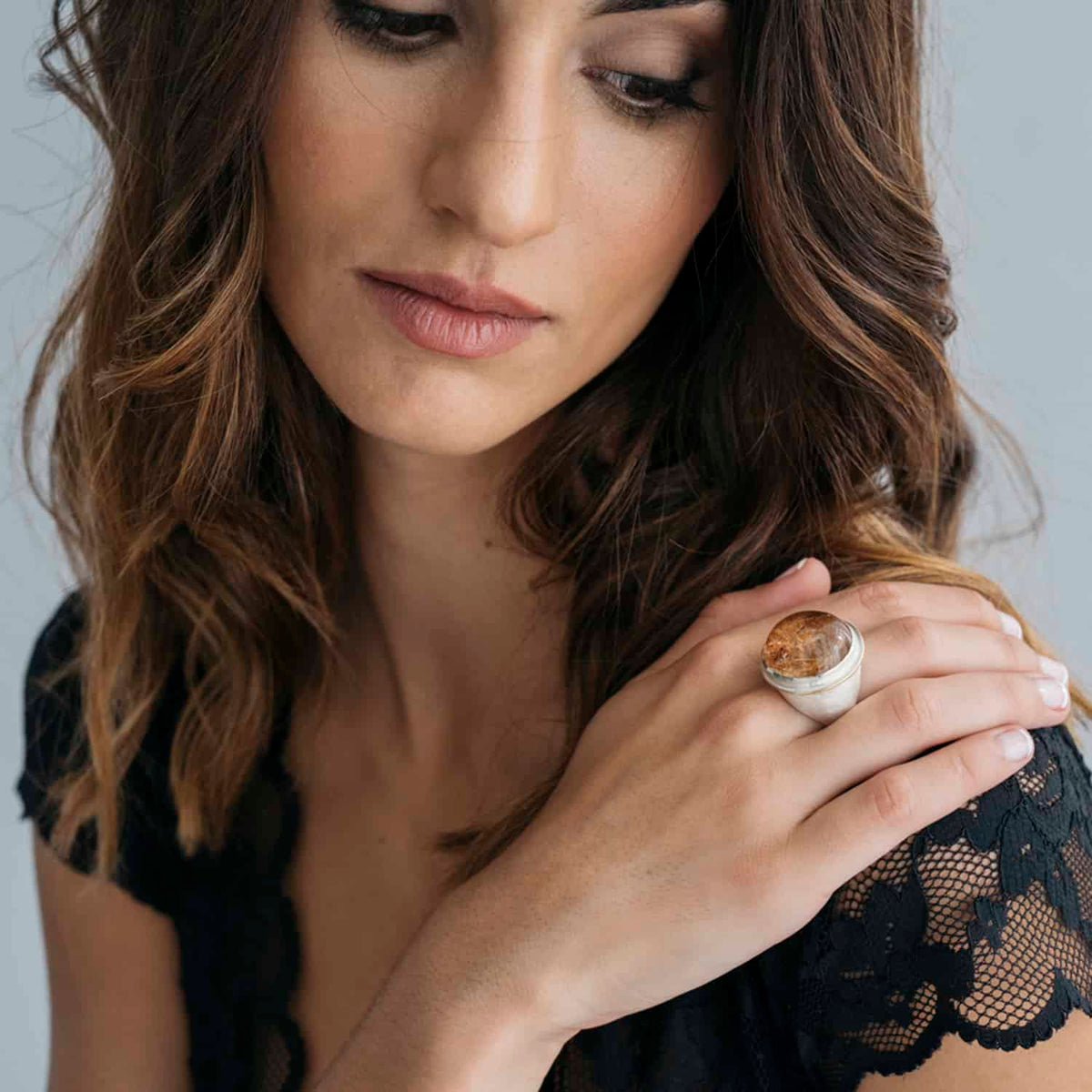 Anillo Lodolita con Hilo de Oro