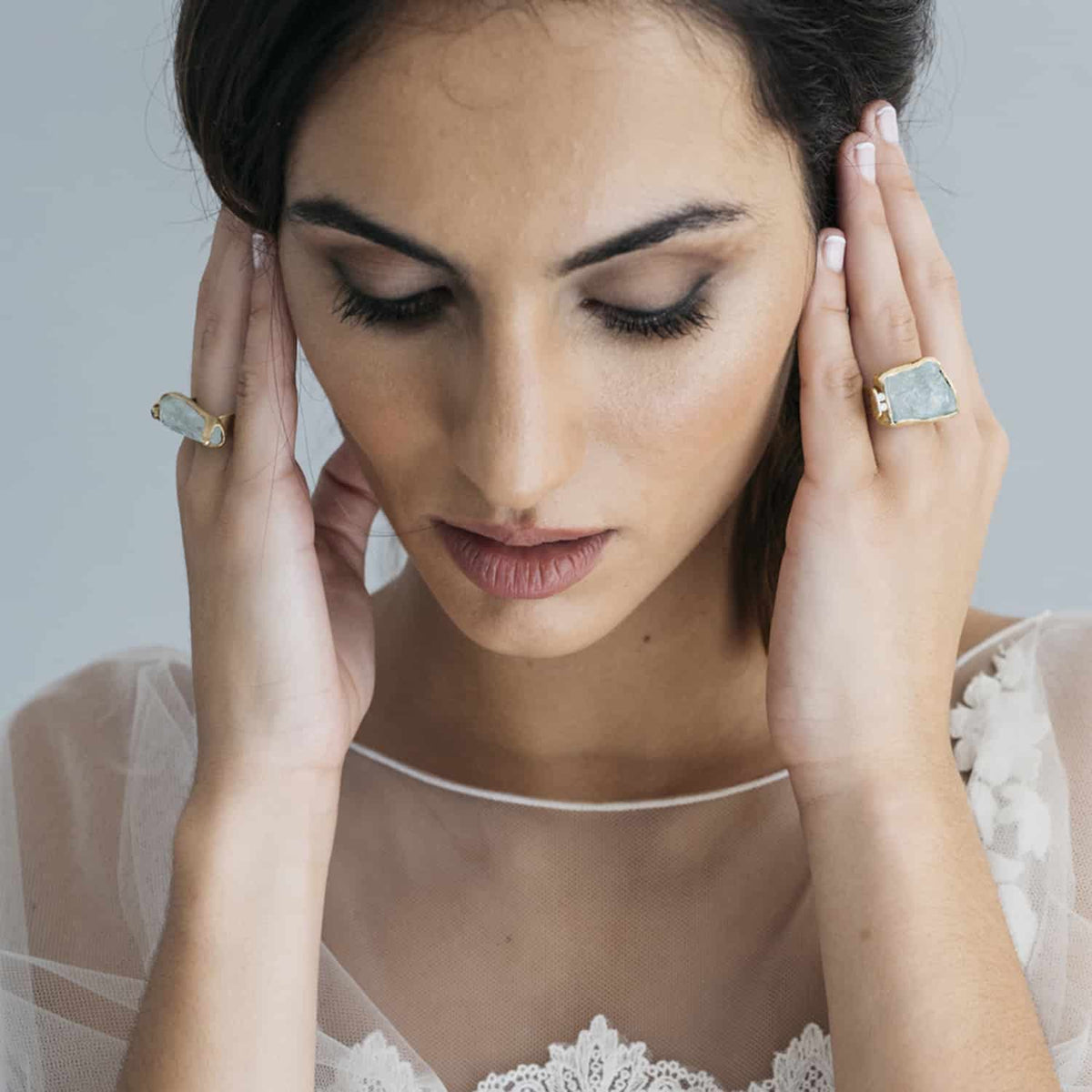 Anillo Aguamarina en Bruto Oro