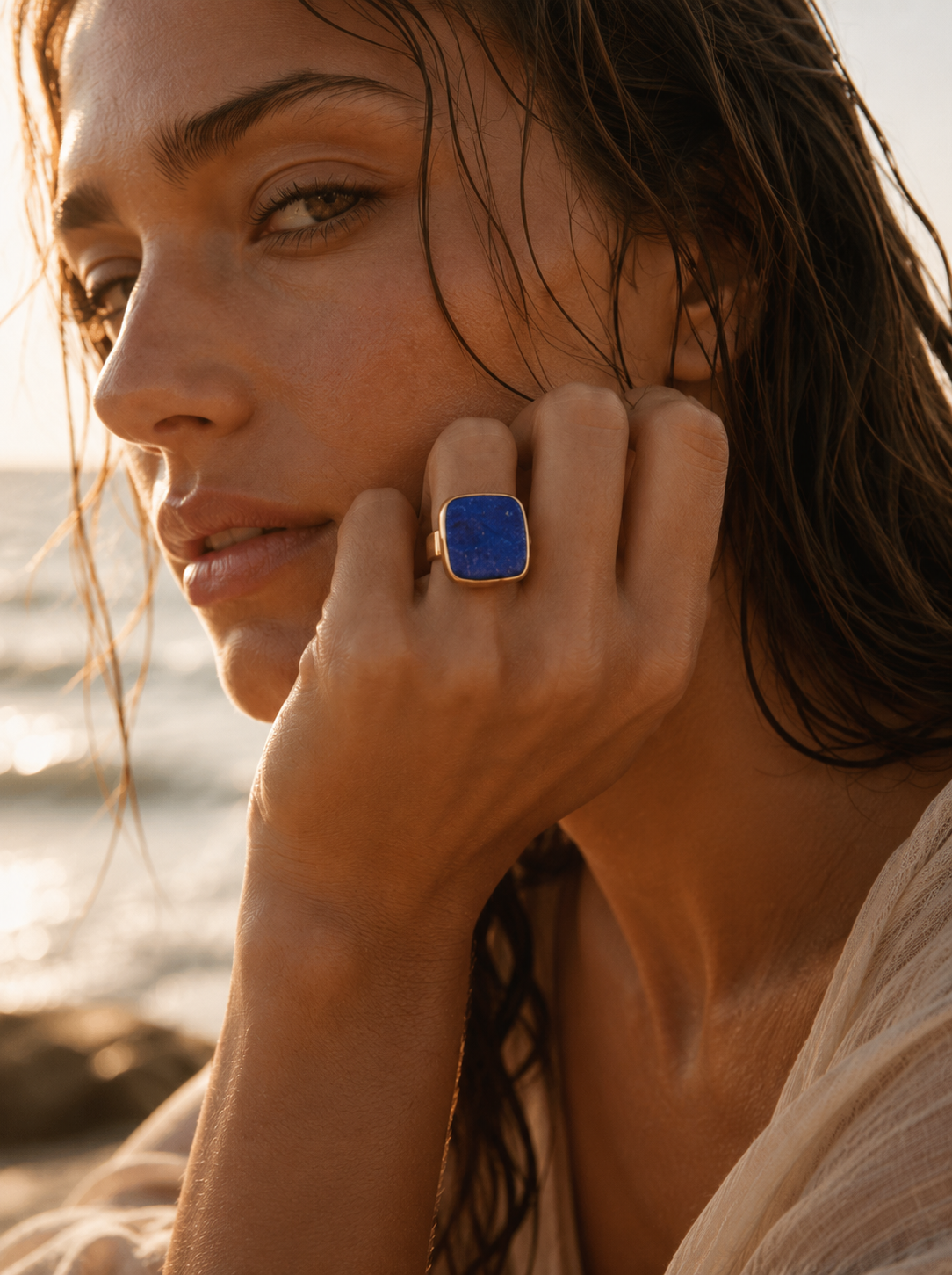 Anillo Lapislazuli Cuadrado Grande Oro