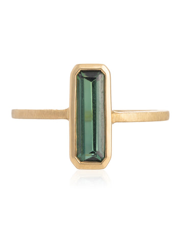Anillo Baguette Turmalina Verde Oro