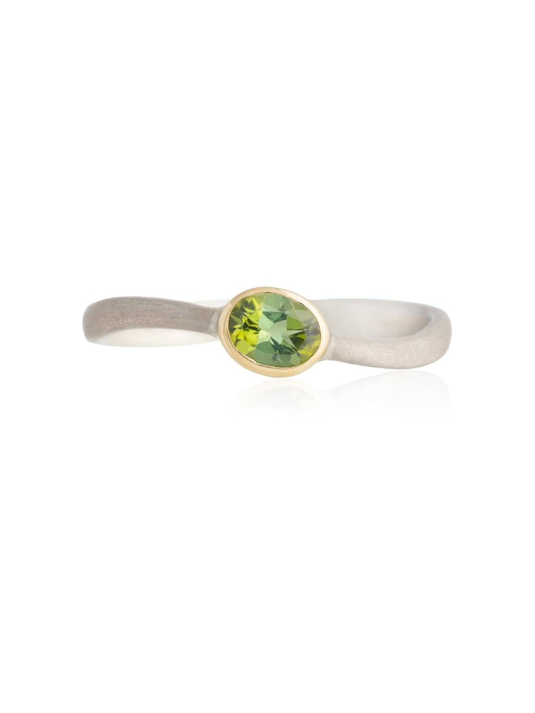 Anillo Onda Plata Turmalina Verde Chatón Oro