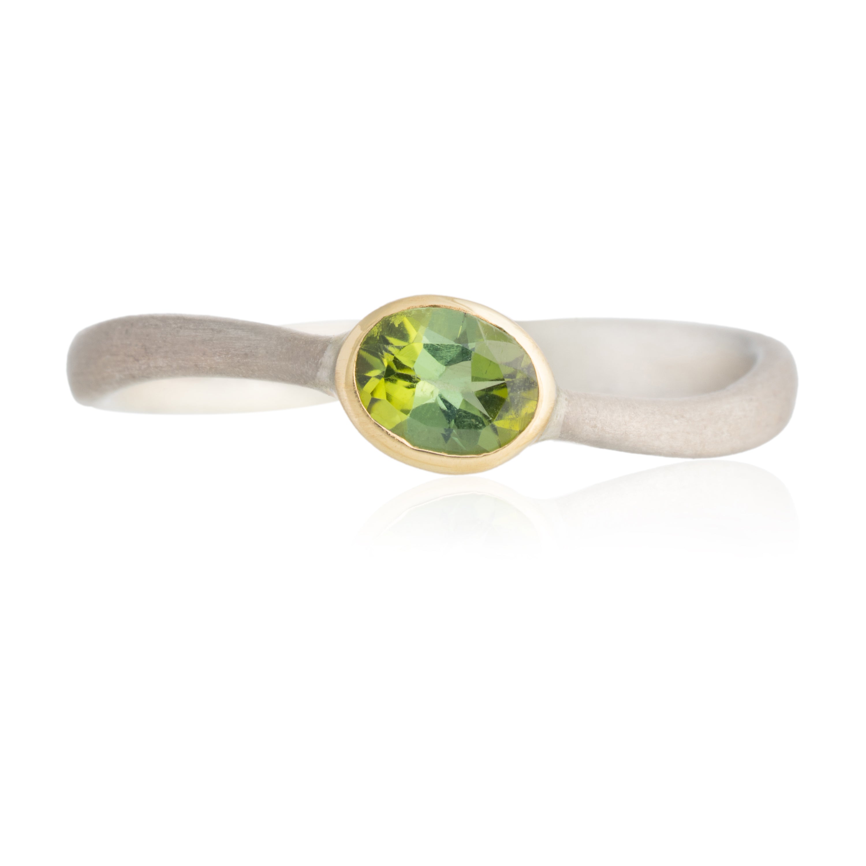 Anillo Onda Plata Turmalina Verde Chatón Oro Pequeño