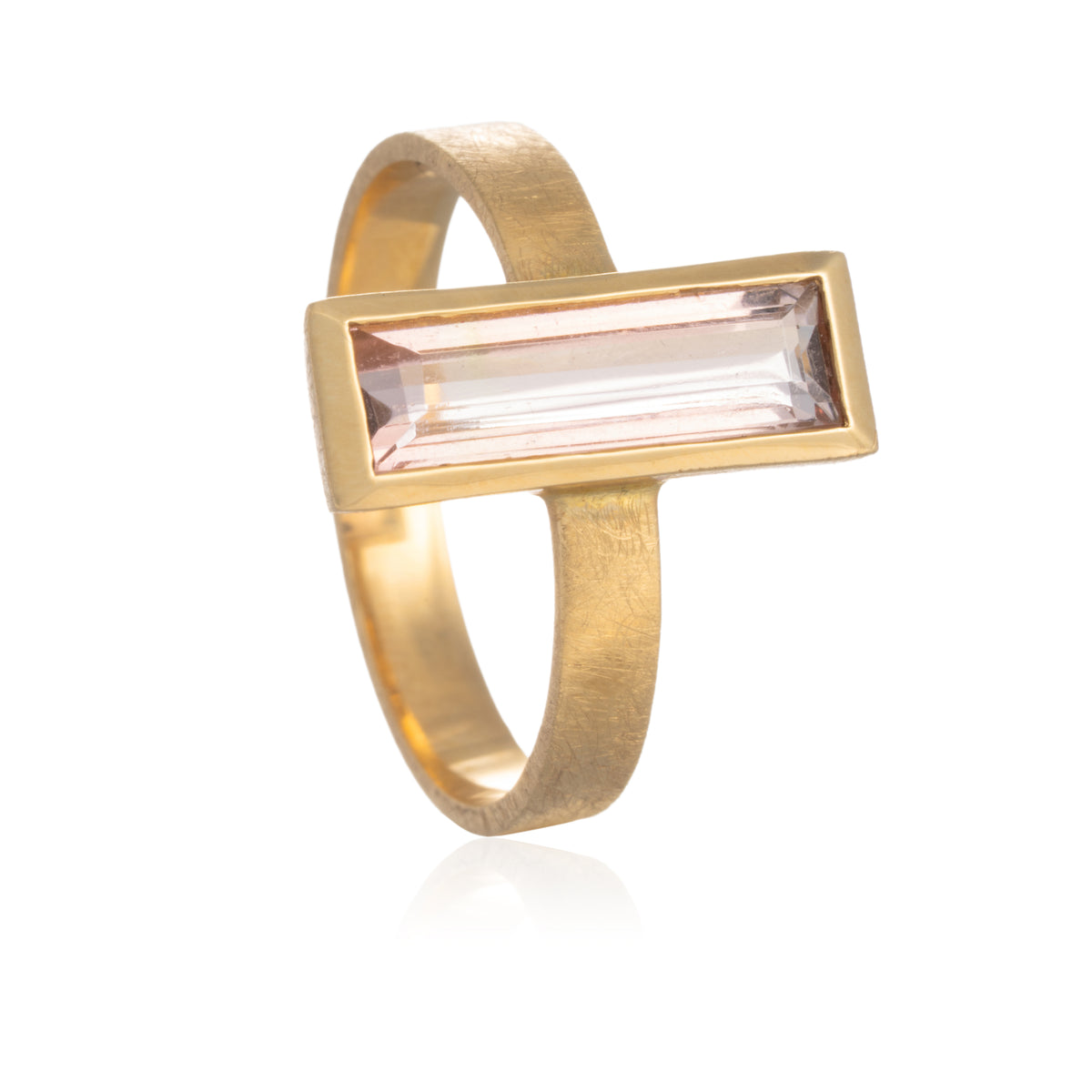Anillo Turmalina Rosa Baguette Oro