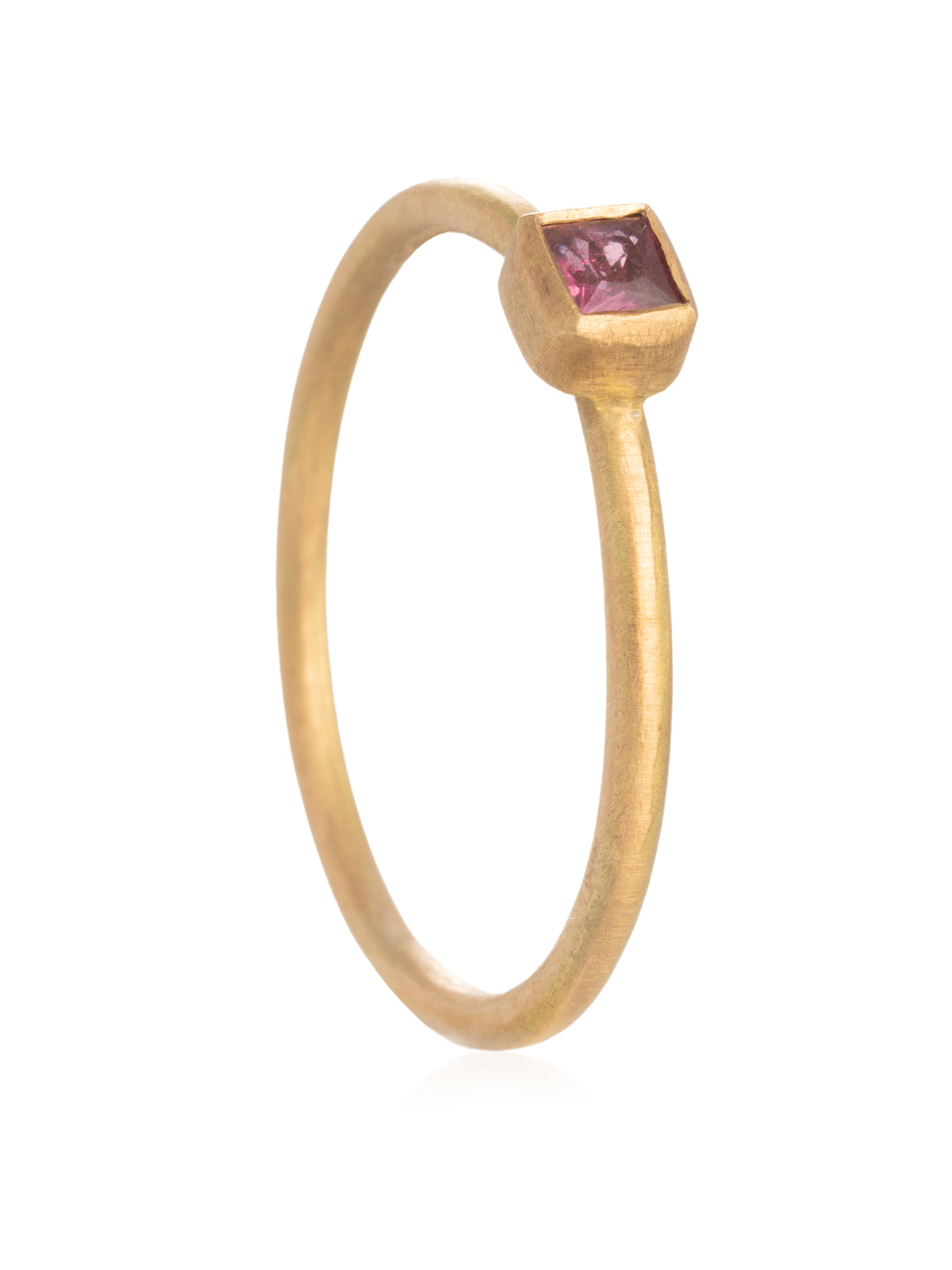 Anillo Turmalina Rosa Cuadrada Chatón Oro