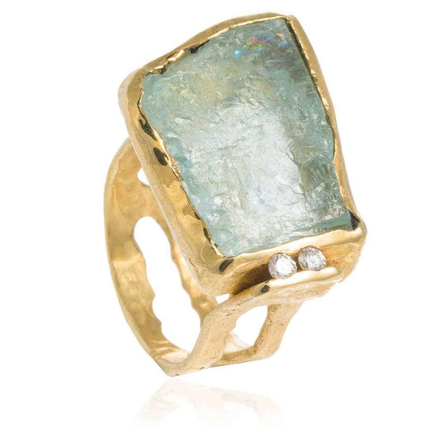 anillo artesanal, joyas de diseño, oro, aguamarina en bruto, brillantes
